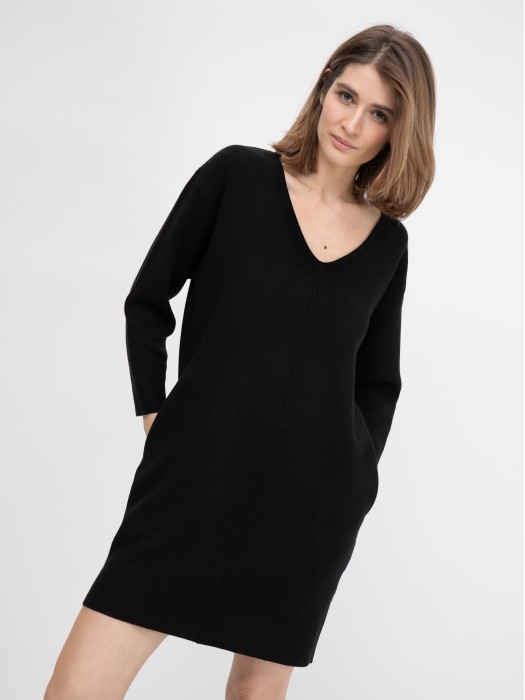 Dámske čierne oversize šaty  WIANKA 906